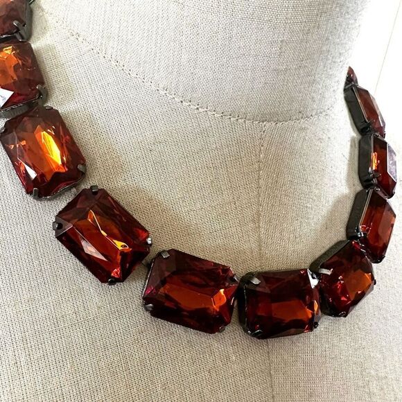 Joan Rivers  Large Amber Lucite Chunky Necklace - Picture 2 of 9